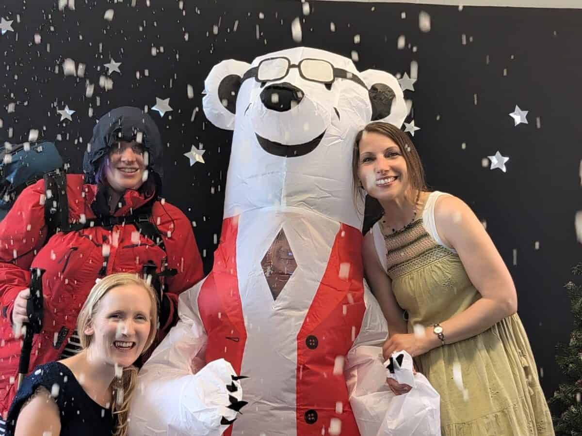 Polar Explorers Bring Summer Holiday Fun